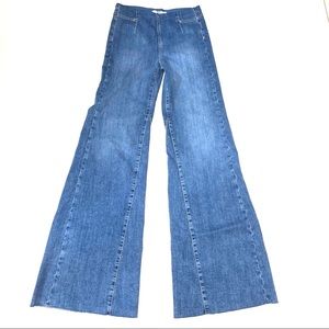 Free People pull on flare jeans sz 25